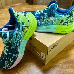 Asics Women’s Noosa Tri 14 size 7